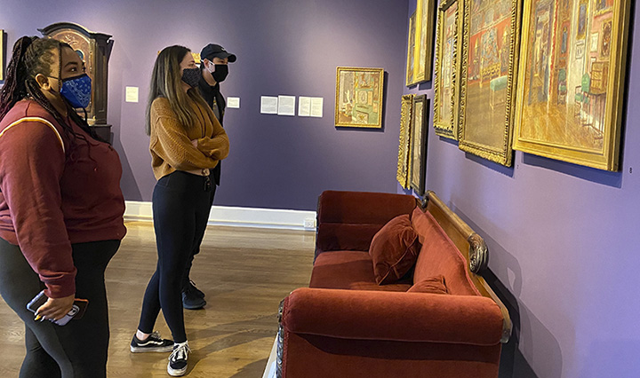 Three Guests Reflect on art in the Evoking Eleanor Gallery Three Guests Reflect on art in the Evoking Eleanor Gallery